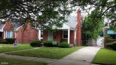 Main picture of 20275 Fairport St