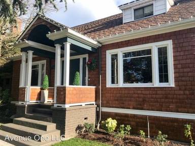 Main picture of 2904 28th Ave W