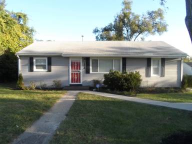 Main picture of 3828 E 93rd St