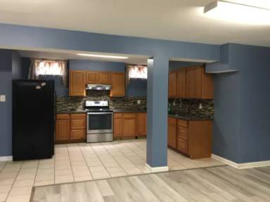 Main picture of 9310 Myrtle Ave