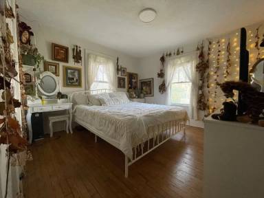 Main picture of 1138 Lookout Ave NW
