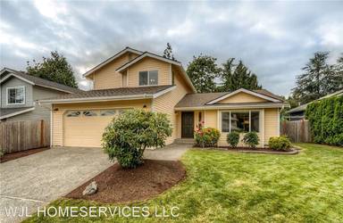 Main picture of 22116 NE 9th Pl