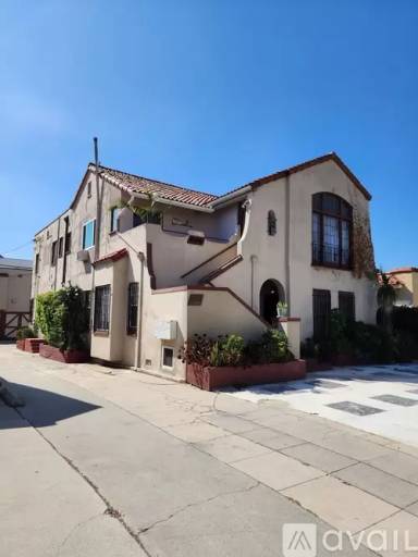 Main picture of 6412 La Mirada Ave