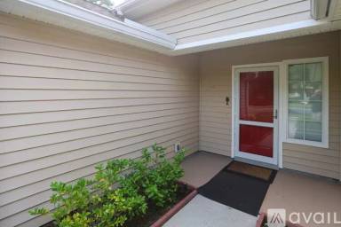 Main picture of 41 Coburn Dr E