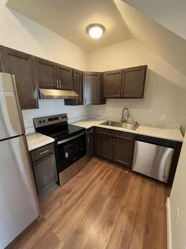 Main picture of 110 Lark St