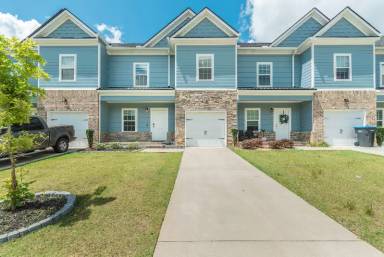 Main picture of 1218 Jessie Way