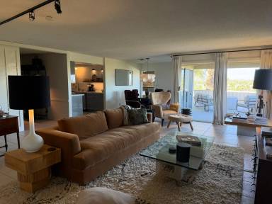 Main picture of 2022 Southridge Dr