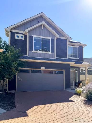 Main picture of 4568 N Quemoy St