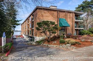 Main picture of 6225 Lake Washington Blvd NE