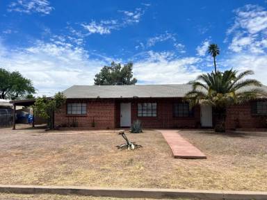 Main picture of 2243 N Fair Oaks Ave