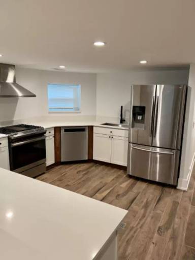Main picture of 2302 N Hamlin Ave
