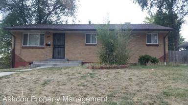 Main picture of 900 Erie St