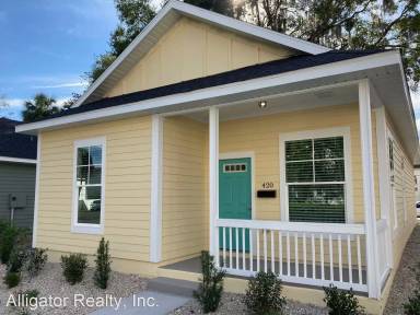 Main picture of 420 NW 1st St