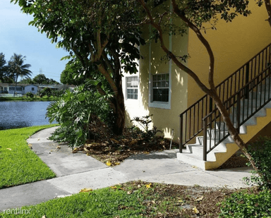 Main picture of Reflections at Pembroke Pines