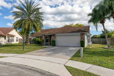 Main picture of 9216 Neptunes Basin Ct