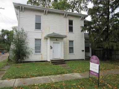 Main picture of 1426 S Center St