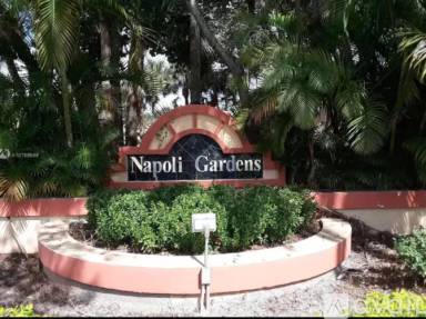 Main picture of 907 Coral Club Dr