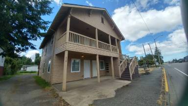 Main picture of 219 W Curtis St