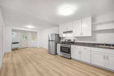 Main picture of 115-117 Henry St Apartments