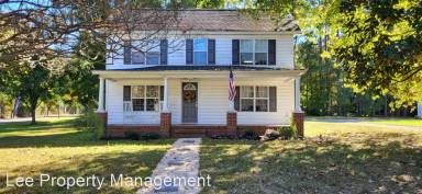Main picture of 402 E Yorktown Rd