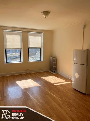 Main picture of 2779 N Milwaukee Apartments