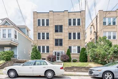 Main picture of 2730 Broadway Ave