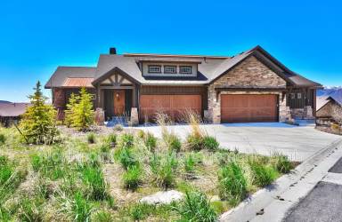Main picture of 1692 E Viewside Cir