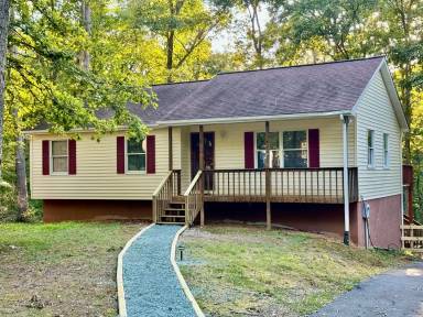 Main picture of 20 Choctaw Pl