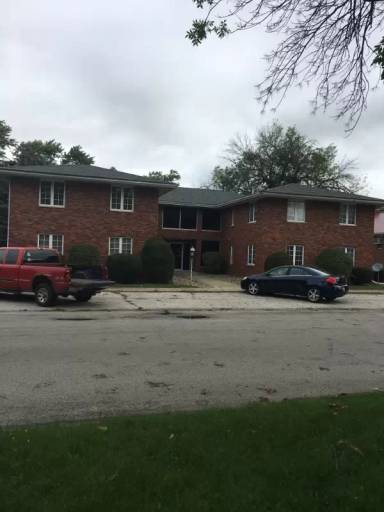 Main picture of 115 W John St