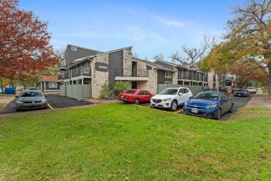 Main picture of 4100 Avenue C