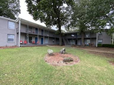 Main picture of 115 North Albert Pike Avenue - 4
