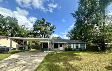 Main picture of 816 Flagg St