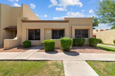 Main picture of 5734 W Winchcomb Dr