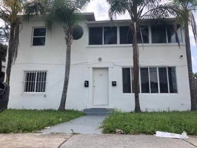 Main picture of 518 NE 71st St
