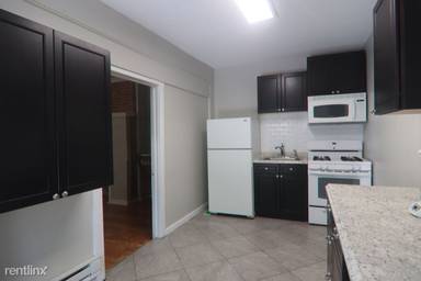 Main picture of 1418 Light St