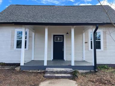 Main picture of 306 S Trenton St