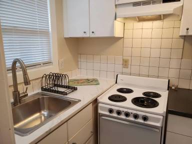 Main picture of 5200 17th Ave NW