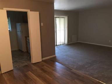 Main picture of 129 Green St