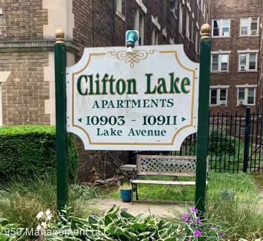 Main picture of Clifton Lake Apartments