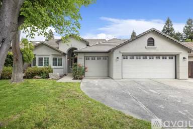 Main picture of 9906 N Rowell Ave