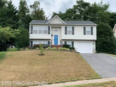Main picture of 105 Highpointe Ct