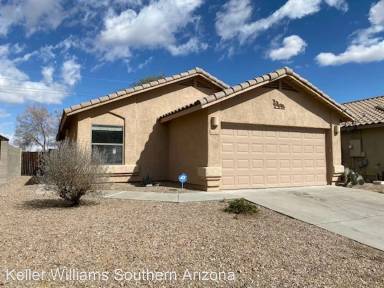Main picture of 6581 E Ladonna Ln