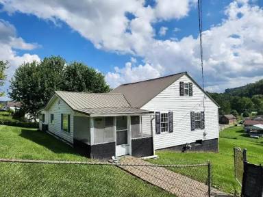 Main picture of 175 9th St
