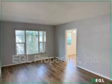 Main picture of 7220 Hollywood Blvd