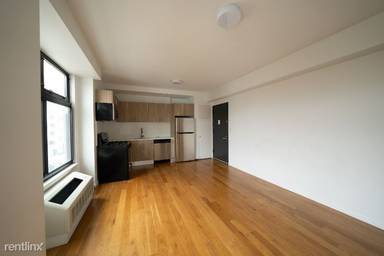 Main picture of 618 Bushwick Ave