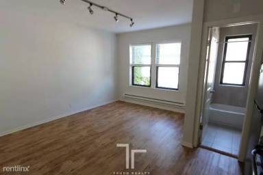 Main picture of 2834 W Palmer St