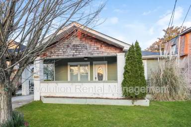 Main picture of 3101 E Point St