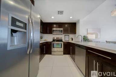 Main picture of Stanton House Condominium
