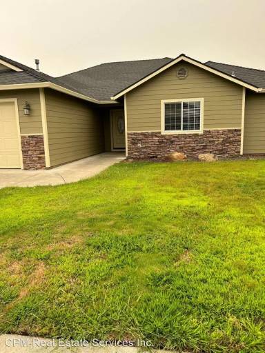Main picture of 636 Sheffield Dr