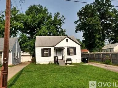 Main picture of 910 S 44th St